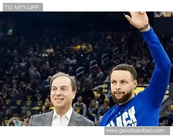 库里科联迎战圣路易斯奎争夺联赛关键三分全力以赴展现实力 库里科联迎战圣路易斯奎争夺联赛关键三分全力以赴展现实力